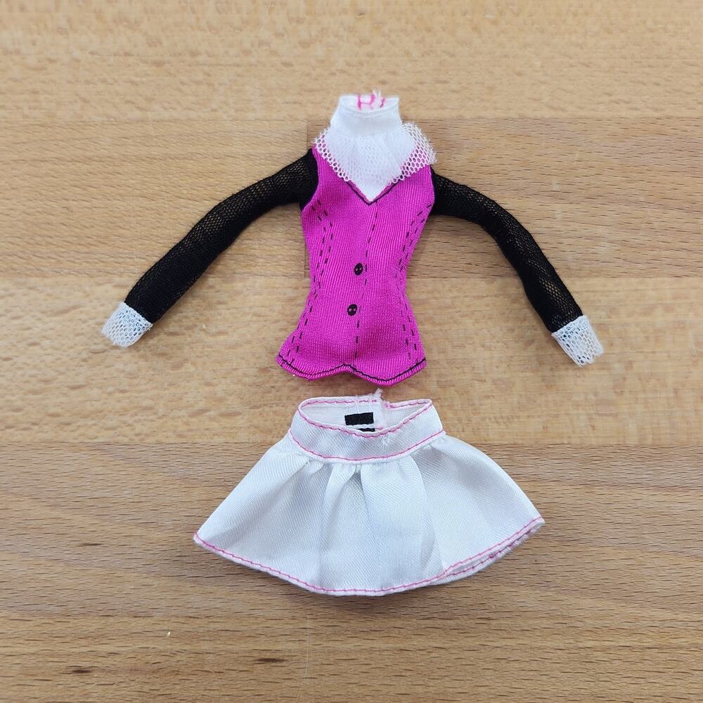Monster High Draculaura Original Ghouls Black Mesh Pink Shirt & Skirt 2014